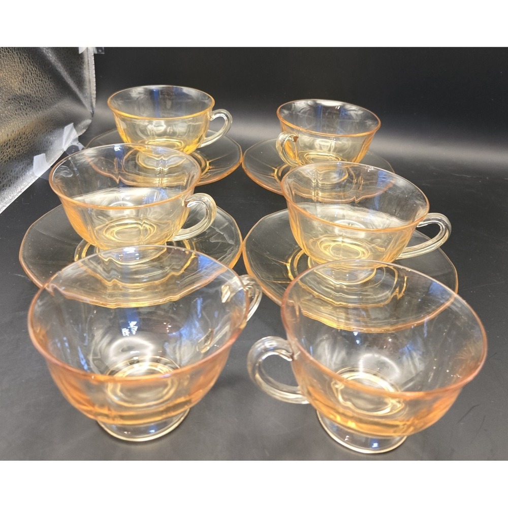 Yellow Depression Glass Vintage Fostoria "Fairfax" Includes 6 Cups And 4 Saucers - Picture 5 of 9
